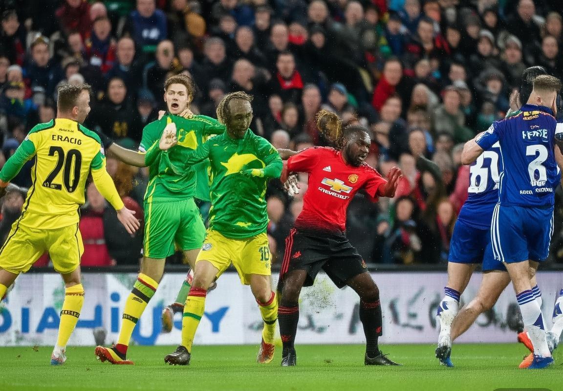 2019足总杯：曼联对决雷丁，火花四溅激情碰撞(图1)