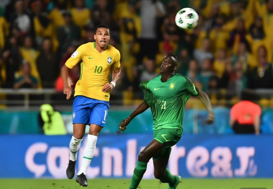 巴西VS塞内加尔友谊赛：球星闪耀经典瞬间回顾(图1)